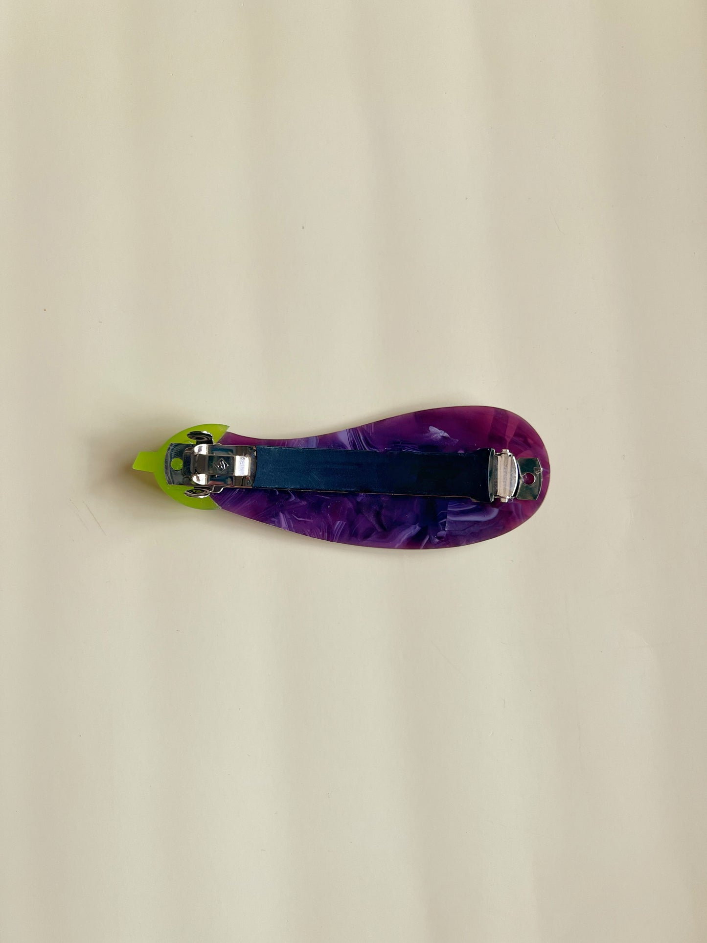 Arrogant Eggplant Hairclip Size L