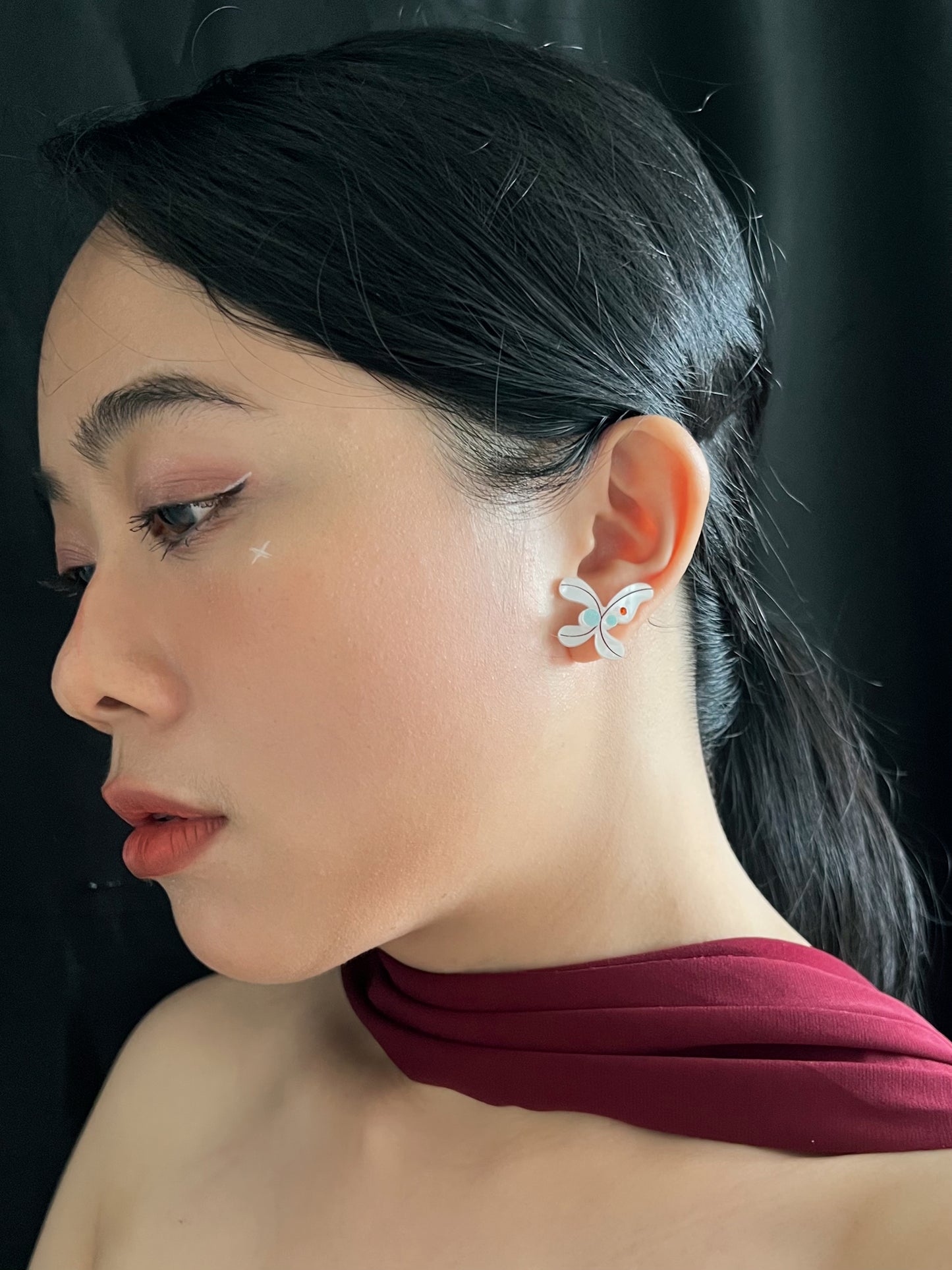 Mistletoe Wings Pearl