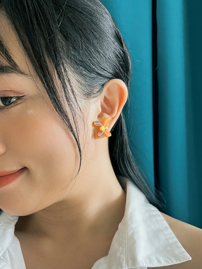 Mistletoe Wings Amber